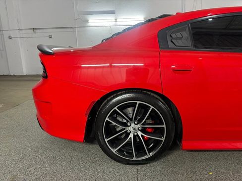 Used 2017 Dodge Charger R/T Scat Pack image 9