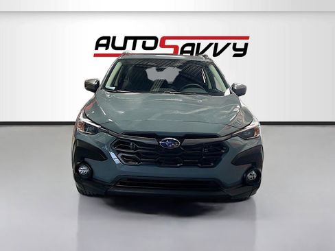 Used 2025 Subaru Crosstrek 2.0i Premium AWD/4WD image 2