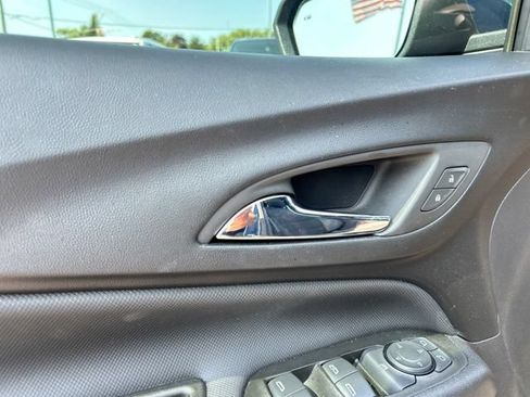 Used 2024 Chevrolet Equinox RS AWD/4WD image 28