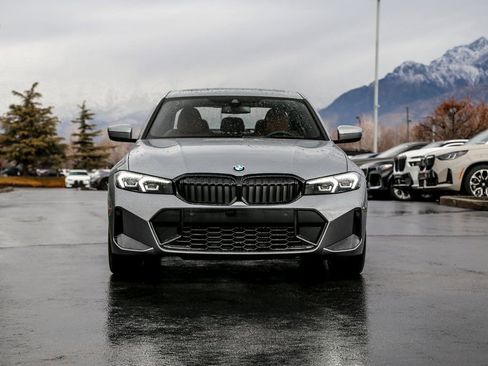 New 2026 BMW 330i xDrive Sedan w/ M Sport Package image 8