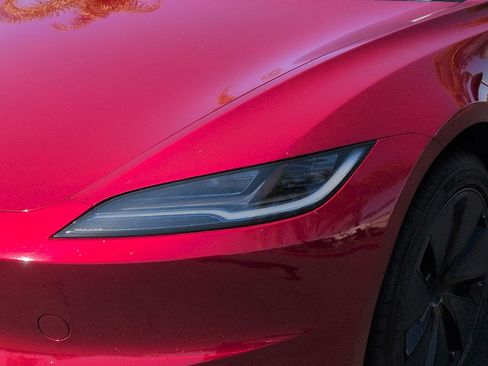 Used 2025 Tesla Model 3 Long Range RWD image 6