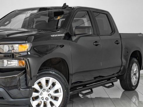 Used 2019 Chevrolet Silverado 1500 Custom w/ Custom Value Package image 55