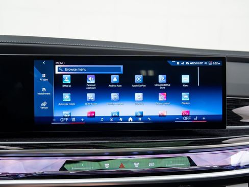 New 2026 BMW i7 xDrive60 w/ Executive Package image 24