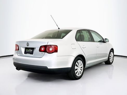Used 2009 Volkswagen Jetta S image 9