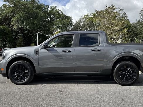 Used 2024 Ford Maverick Lariat w/ Black Appearance Package image 28