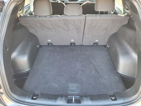 Used 2023 Jeep Compass Sport image 7