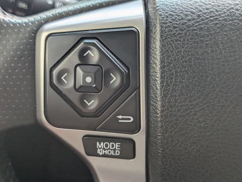 Used 2018 Toyota 4Runner SR5 Premium AWD/4WD image 12