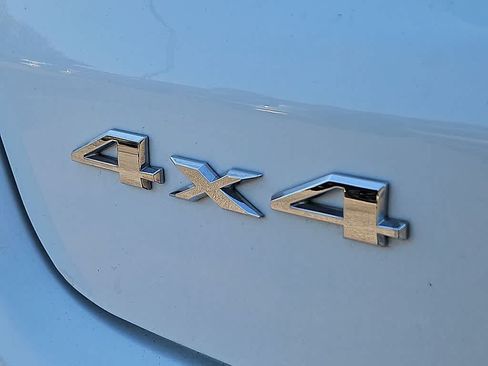Used 2025 Jeep Compass Limited AWD/4WD image 32