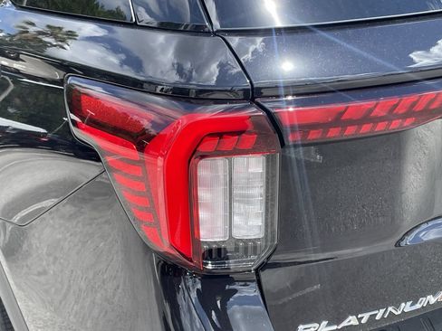 New 2026 Ford Explorer Platinum w/ LUX Leather Package AWD/4WD image 10