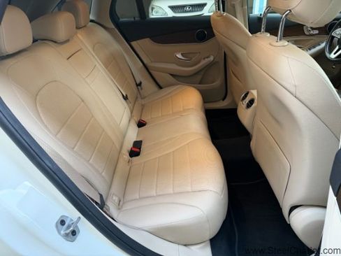 Used 2022 Mercedes-Benz GLC 300 image 16