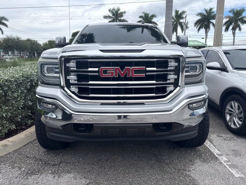 Used 2018 GMC Sierra 1500 SLT AWD/4WD image 2