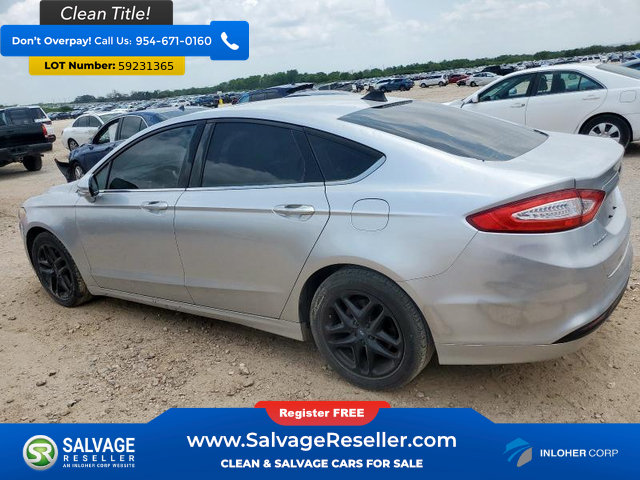Used 2014 Ford Fusion SE FWD image 3