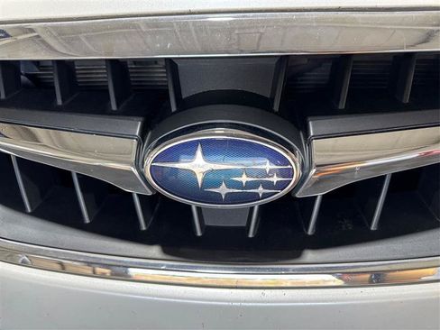 Used 2009 Subaru Outback 2.5i Special Edition AWD/4WD image 24