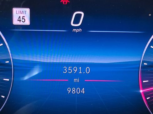 Used 2024 Mercedes-Benz CLE 300 4MATIC Cabriolet image 21