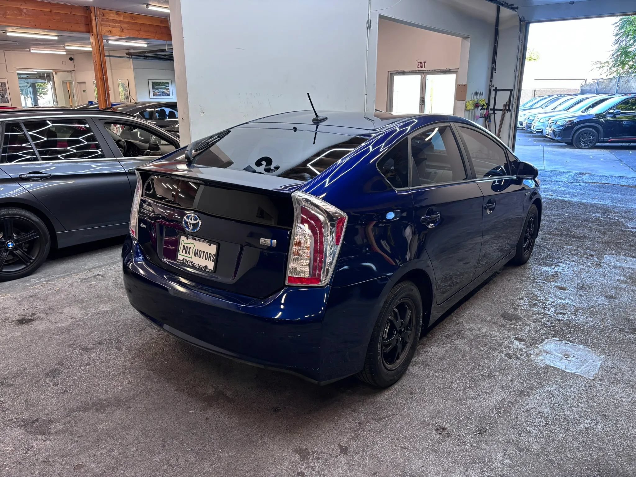 Used 2012 Toyota Prius Three FWD image 5