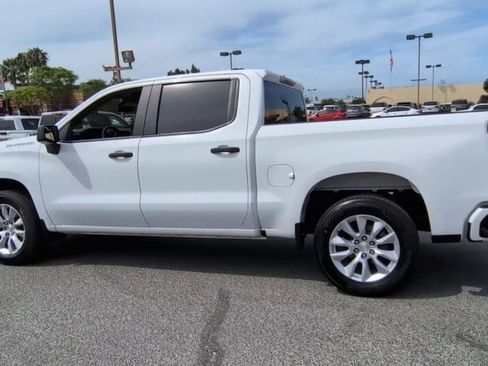 Used 2020 Chevrolet Silverado 1500 Custom w/ Custom Value Package RWD image 7