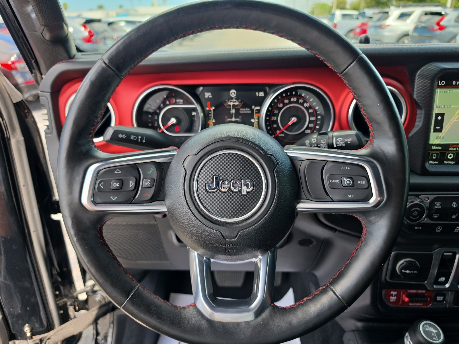 Used 2018 Jeep Wrangler Rubicon AWD/4WD image 21