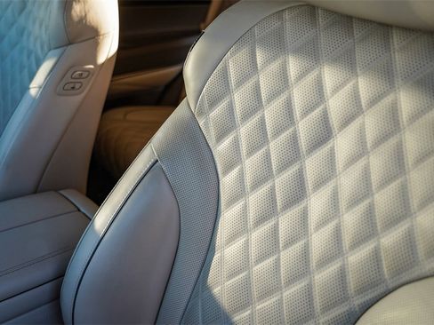 Used 2023 Genesis GV80 3.5T w/ Cargo Package image 31