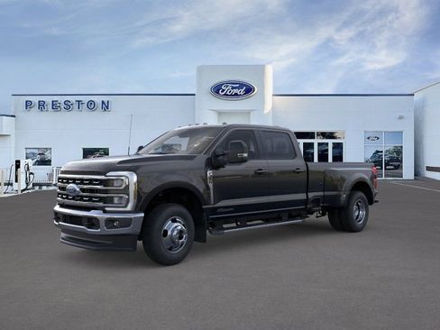 New 2026 Ford F350 XLT w/ XLT Premium Package AWD/4WD image 1