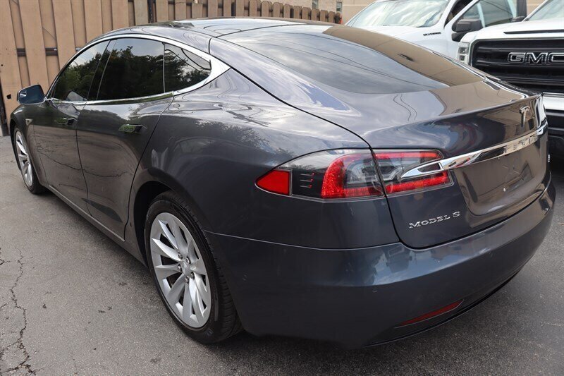 Used 2016 Tesla Model S 90D AWD/4WD image 4