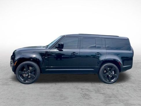 Used 2026 Land Rover Defender 130 X-Dynamic SE AWD/4WD image 8