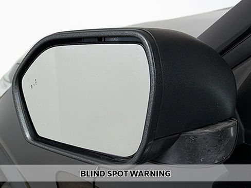 Used 2023 Ford Explorer XLT w/ Equipment Group 202A AWD/4WD image 6