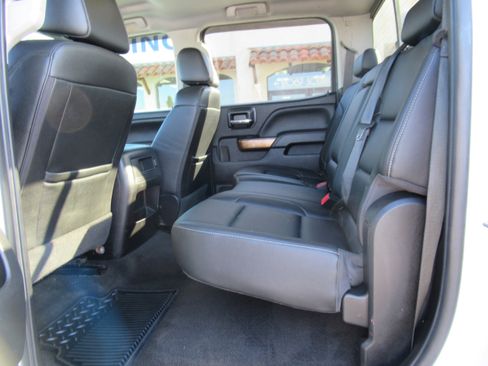 Used 2018 Chevrolet Silverado 2500 LTZ w/ Duramax Plus Package image 11