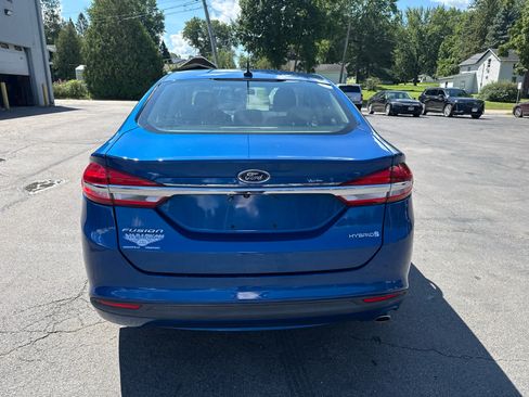 Used 2018 Ford Fusion S FWD image 4