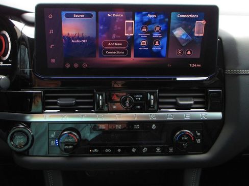 New 2026 Nissan Pathfinder Platinum image 16