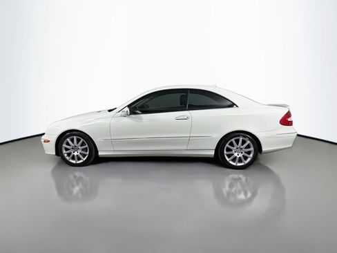 Used 2007 Mercedes-Benz CLK 350 Coupe image 9