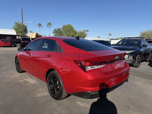 Used 2021 Hyundai Elantra SEL w/ Convenience Package image 5