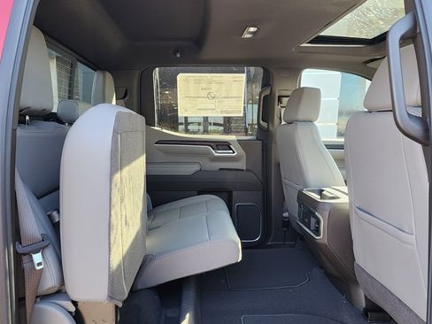 New 2026 GMC Sierra 1500 SLT w/ SLT Premium Plus Package image 45