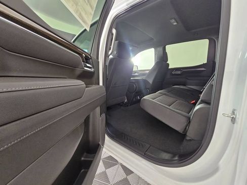 Used 2025 Chevrolet Silverado 1500 RST AWD/4WD image 18