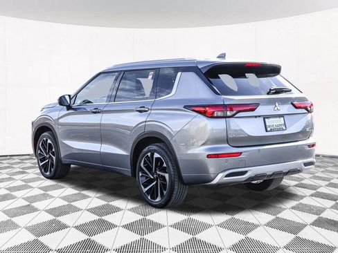 Used 2022 Mitsubishi Outlander SEL image 12