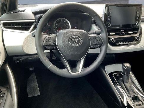 Used 2020 Toyota Corolla SE FWD image 15