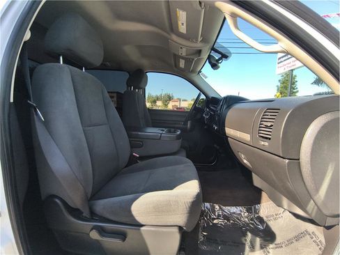 Used 2008 GMC Sierra 1500 SLE w/ California Package RWD image 12