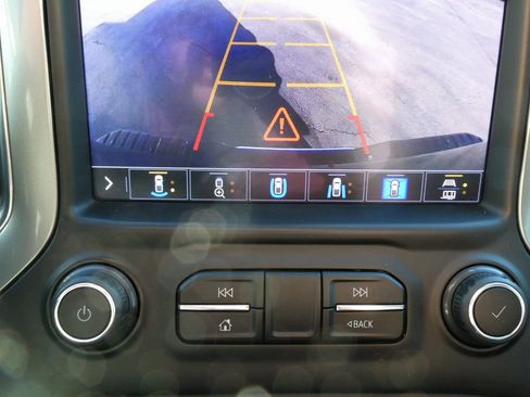 Used 2020 Chevrolet Silverado 2500 LTZ w/ LTZ Plus Package image 32