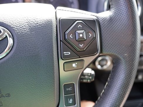 Used 2023 Toyota Tacoma TRD Pro AWD/4WD image 33