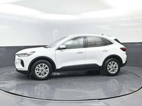 Certified 2023 Ford Escape Active w/ Tech Pack #2 AWD/4WD image 4