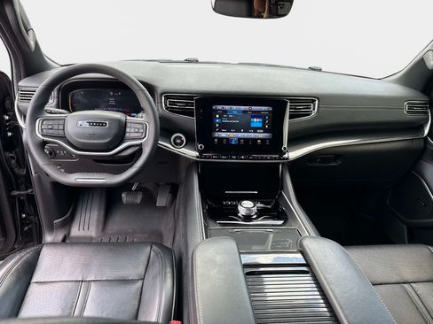 Used 2022 Jeep Wagoneer Series I w/ Convenience Group I RWD image 19