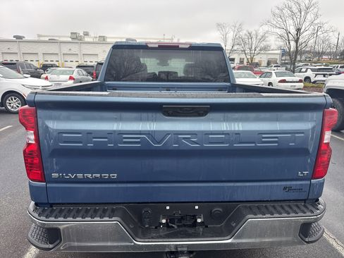 Used 2024 Chevrolet Silverado 1500 LT image 9