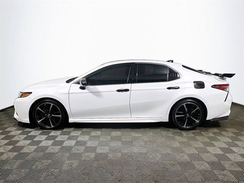 Used 2018 Toyota Camry XSE w/ Driver Assist Package image 5