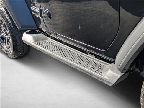 Used 2020 Jeep Wrangler Sport image 9