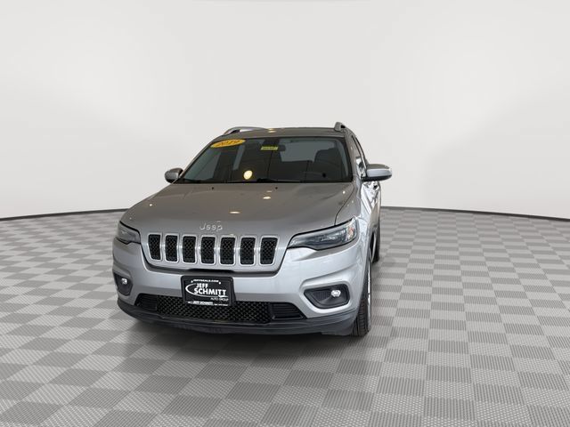 Used 2019 Jeep Cherokee Latitude Plus FWD image 4
