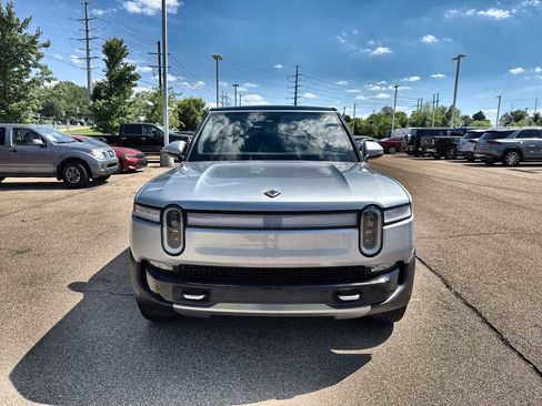 Used 2023 Rivian R1S Launch Edition AWD/4WD image 12