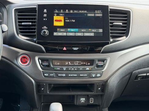 Used 2019 Honda Pilot EX-L image 27
