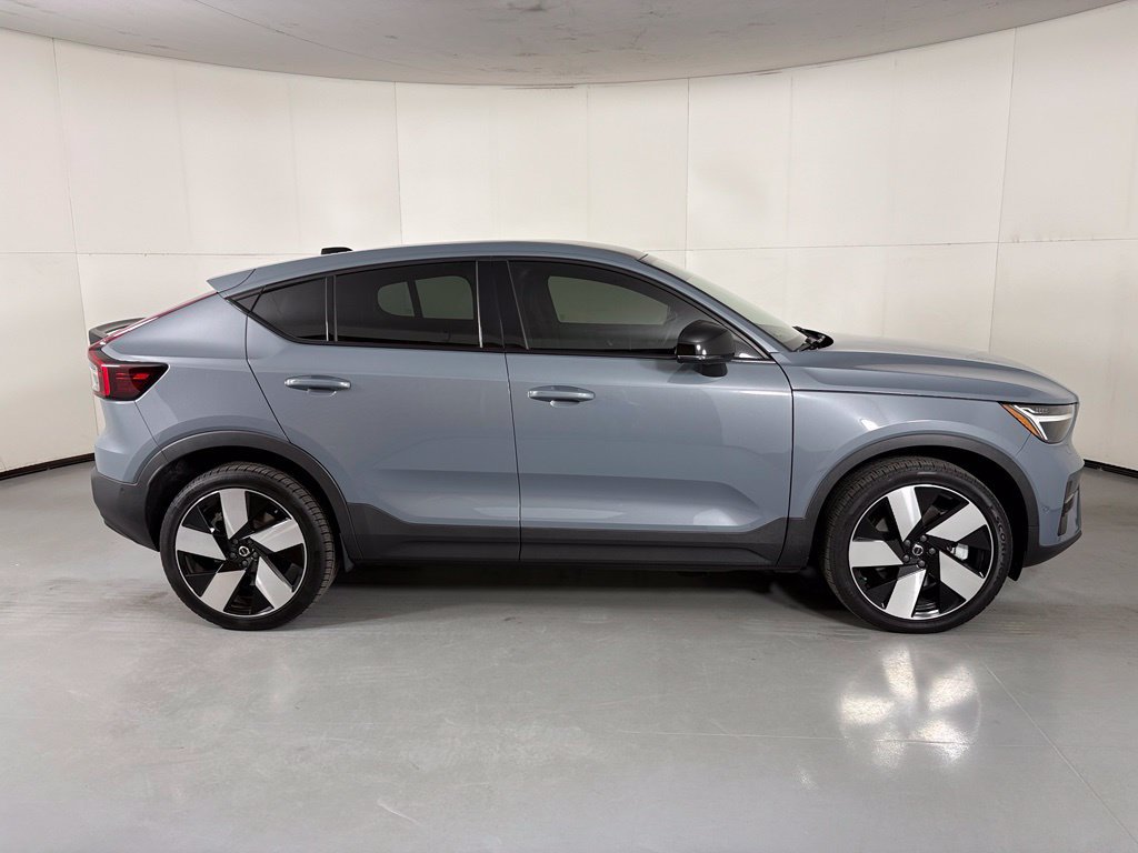 Used 2023 Volvo C40 P8 Recharge Ultimate w/ Protection Package Premier AWD/4WD image 9