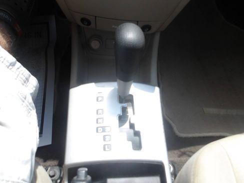 Used 2008 Hyundai Elantra GLS FWD image 16