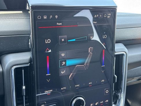 New 2026 GMC Yukon Denali AWD/4WD image 12