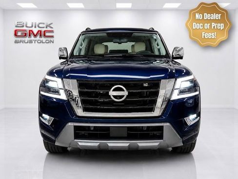 Used 2024 Nissan Armada Platinum w/ Captain's Chairs Package AWD/4WD image 2